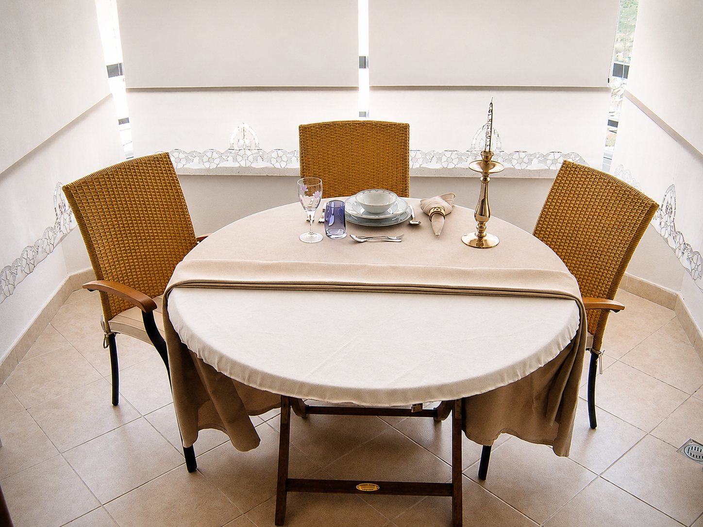 TUTKU tablecloth collection